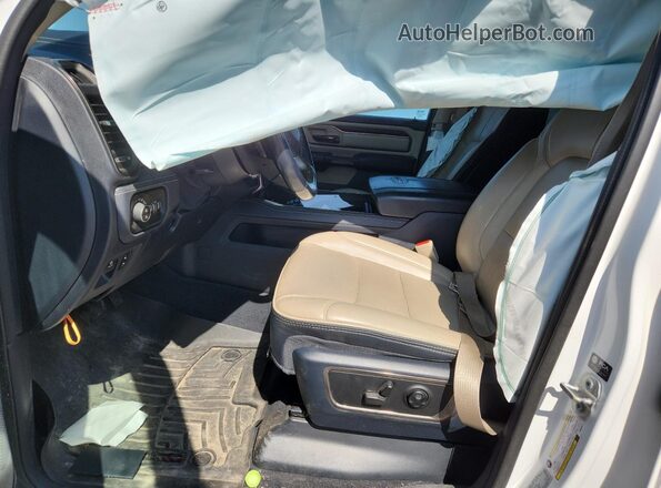1C6SRFPT7MN635671 2021 RAM 1500 White Front interior view