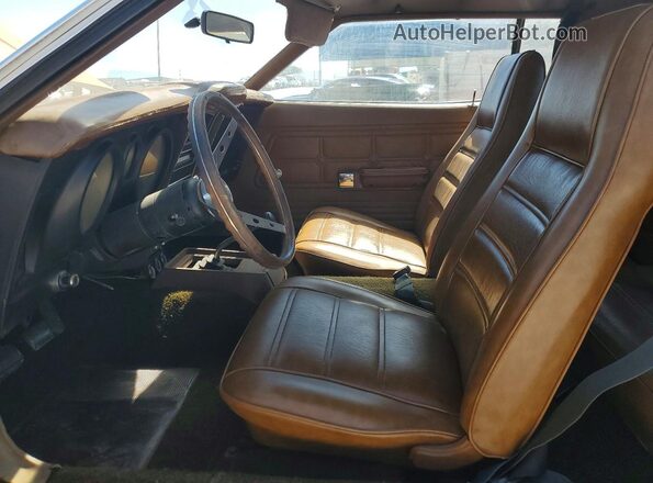 1F01F143439 1971 FORD MUSTANG Gold Вид салону спереду