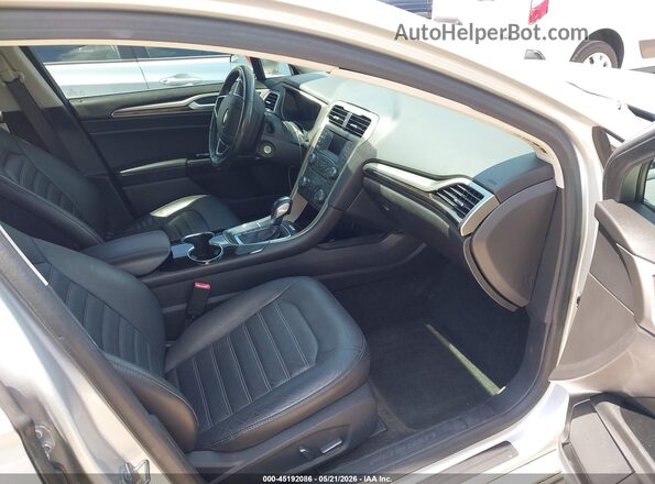 1FA6P0HD0G5118159 2016 FORD FUSION Silver 