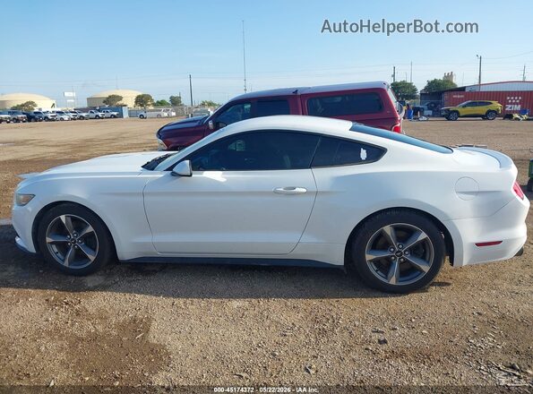 1FA6P8AM0G5252050 2016 FORD MUSTANG White 360 interior view