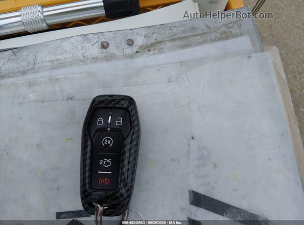 1FA6P8AM3H5250262 2017 FORD MUSTANG Red Vista del salpicadero