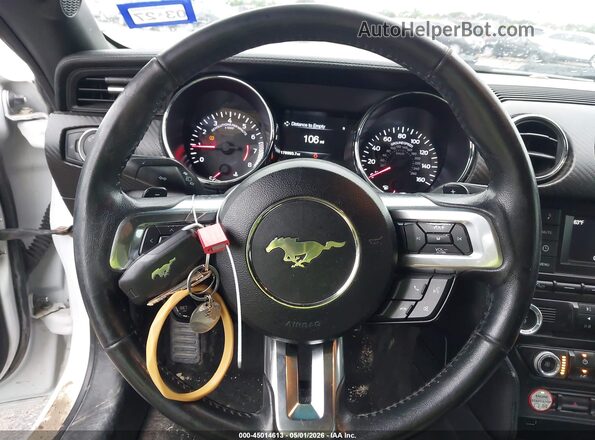 1FA6P8AM7G5327505 2016 FORD MUSTANG White Առջևի վահանակի տեսք