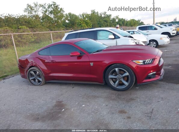 1FA6P8AM8G5208409 2016 FORD MUSTANG Red Vista interior trasera