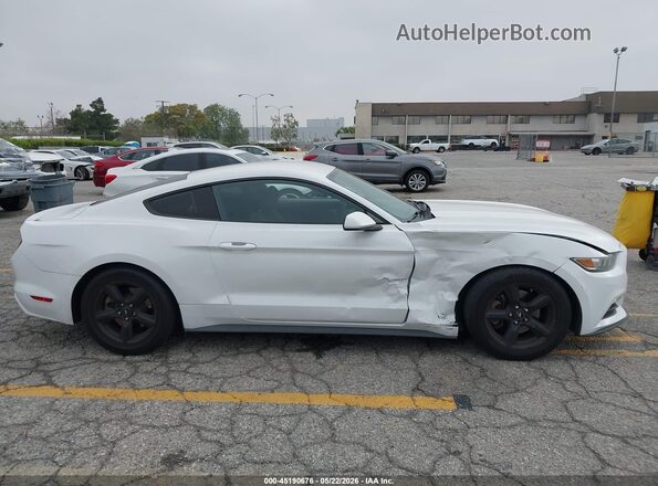 1FA6P8AM9G5221377 2016 FORD MUSTANG White Rear interior view