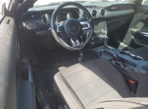 1FA6P8AMXH5277829 2017 FORD MUSTANG Gray Widok deski rozdzielczej