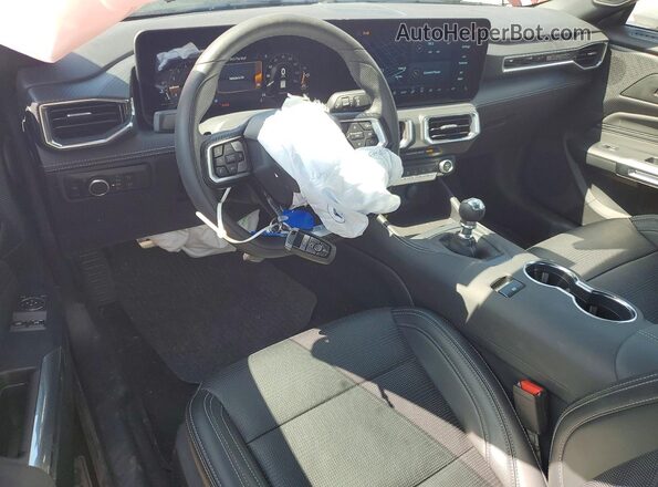 1FA6P8CF1S5412623 2025 FORD MUSTANG Red Widok deski rozdzielczej