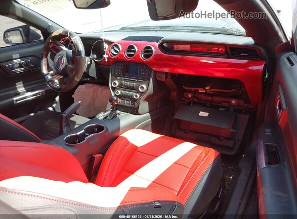 1FA6P8CF2G5209652 2016 FORD MUSTANG Gray Вид салону спереду