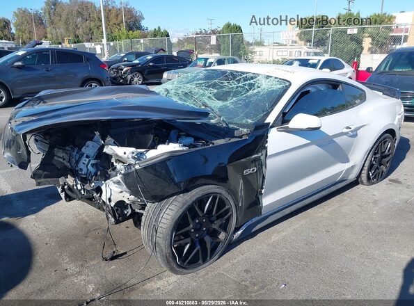 1FA6P8CF2L5182897 2020 FORD MUSTANG White Vista tres cuartos delantera izquierda