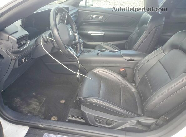 1FA6P8CF5R5424641 2024 FORD MUSTANG White წინა სალონის ხედი
