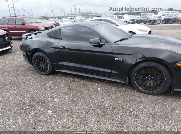 1FA6P8CF6J5152623 2018 FORD MUSTANG Black Widok z przodu