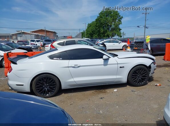 1FA6P8CF6J5185475 2018 FORD MUSTANG White Rear interior view
