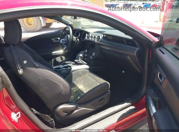 1FA6P8CF6L5174897 2020 FORD MUSTANG Red Front interior view