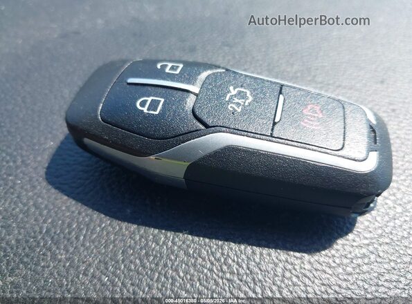1FA6P8CF8H5332423 2017 FORD MUSTANG Черный Вид панели приборов