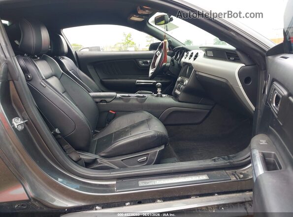1FA6P8TH0G5232106 2016 FORD MUSTANG Серый Вид салона спереди