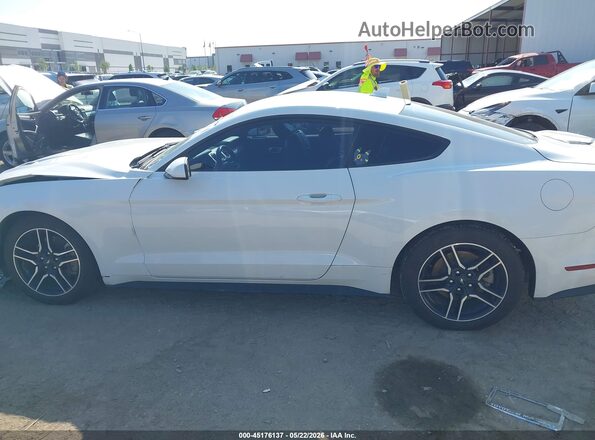 1FA6P8TH3M5149006 2021 FORD MUSTANG White Widok wnętrza 360 stopni