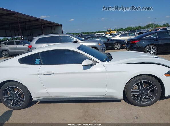 1FA6P8TH3M5149006 2021 FORD MUSTANG White Widok wnętrza z tyłu