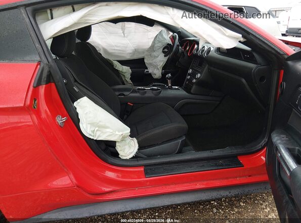 1FA6P8TH4J5113840 2018 FORD MUSTANG Red Front interior view