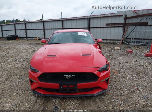 1FA6P8TH4J5113840 2018 FORD MUSTANG Red Rear interior view