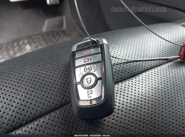 1FA6P8TH4L5120113 2020 FORD MUSTANG Белый Вид панели приборов