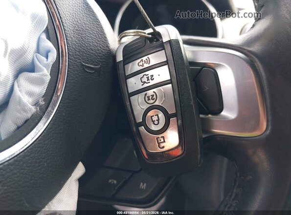 1FA6P8TH6N5104417 2022 FORD MUSTANG Silver Widok deski rozdzielczej
