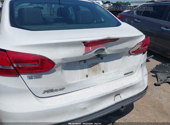 1FADP3E26GL387094 2016 FORD FOCUS White Vista frontal