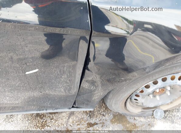 1FADP3E28HL337833 2017 FORD FOCUS Black Widok wnętrza z tyłu