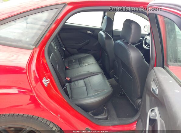 1FADP3F20GL332820 2016 FORD FOCUS Red Widok naklejki z numerem VIN