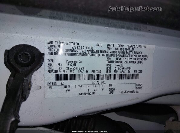 1FADP3F21GL205039 2016 FORD FOCUS White Engine compartment view