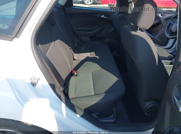 1FADP3F21GL250384 2016 FORD FOCUS White 