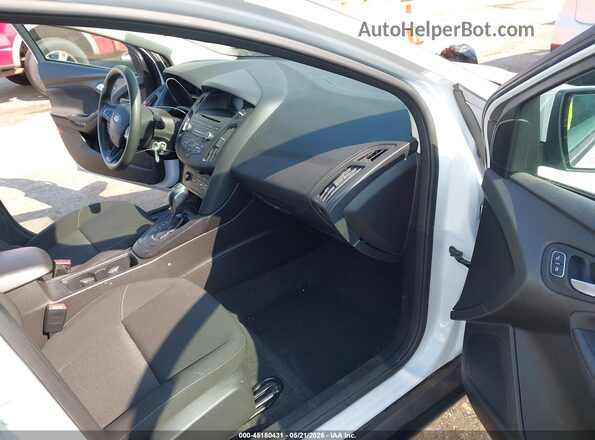 1FADP3F21GL250384 2016 FORD FOCUS White 