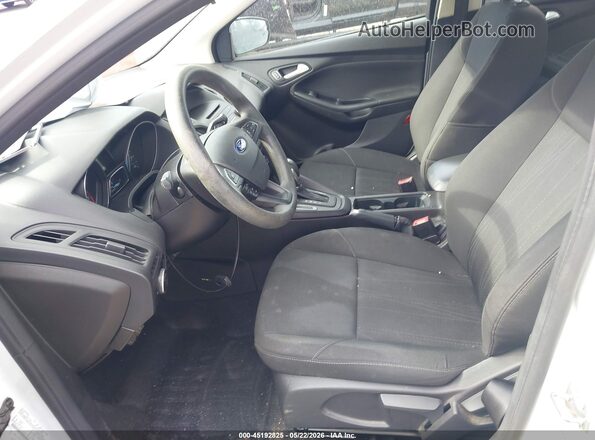 1FADP3F21GL396946 2016 FORD FOCUS White Սալոնի դիմացի տեսք