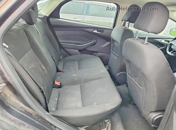 1FADP3F21GL403135 2016 FORD FOCUS Gray Widok tylnych siedzeń