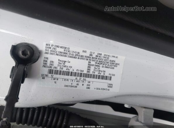 1FADP3F21JL227453 2018 FORD FOCUS White Widok komory silnika