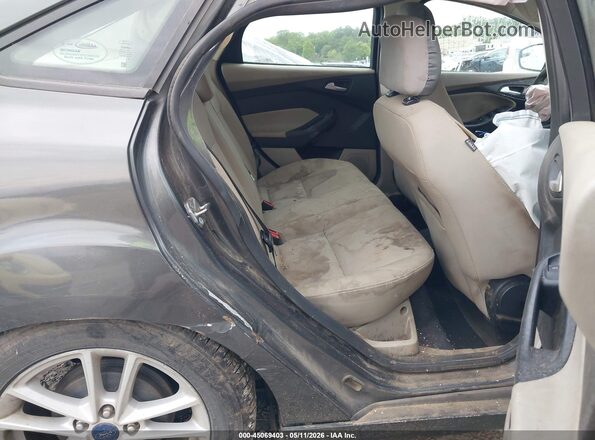1FADP3F22HL227777 2017 FORD FOCUS Gray Вид наклейки з VIN-кодом