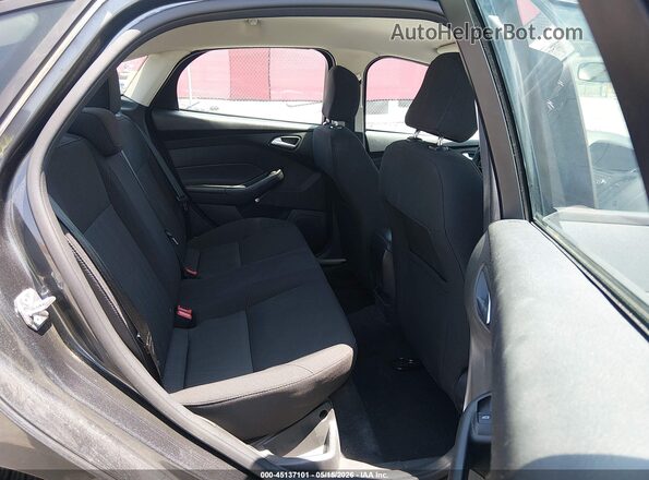 1FADP3F22HL315793 2017 FORD FOCUS Gray Widok naklejki z numerem VIN