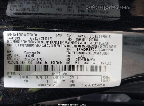 1FADP3F22JL301110 2018 FORD FOCUS Black Widok komory silnika