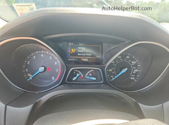 1FADP3F23JL272572 2018 FORD FOCUS Black 