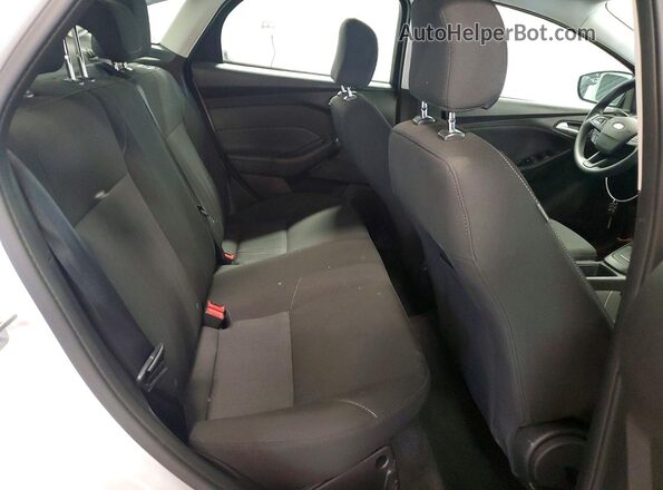 1FADP3F23JL327814 2018 FORD FOCUS White 