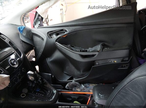 1FADP3F25GL385724 2016 FORD FOCUS White წინა სალონის ხედი