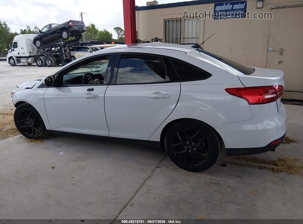 1FADP3F25GL385724 2016 FORD FOCUS White 