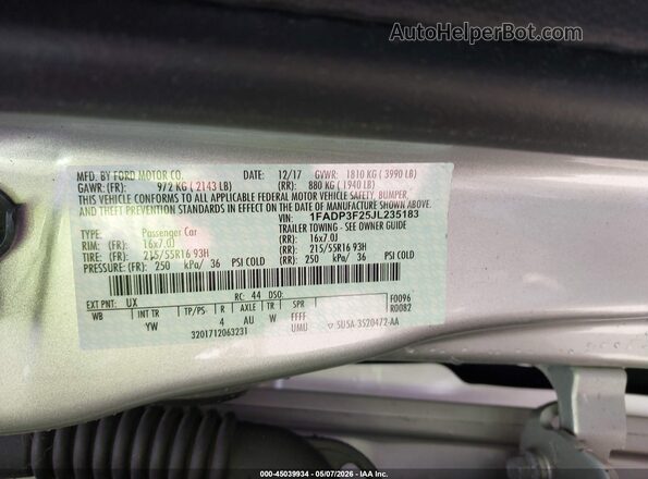 1FADP3F25JL235183 2018 FORD FOCUS Silver 