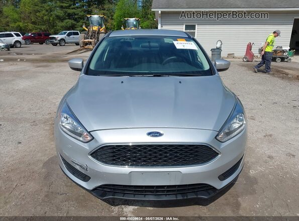 1FADP3F25JL235183 2018 FORD FOCUS Silver 
