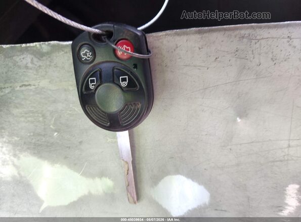1FADP3F25JL235183 2018 FORD FOCUS Silver 