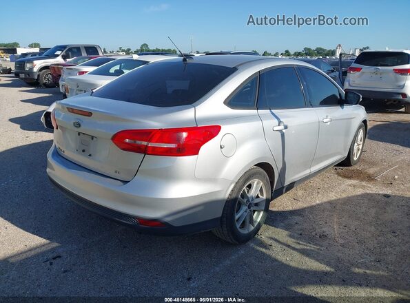 1FADP3F26GL284711 2016 FORD FOCUS Серебряный Задняя правая четверть