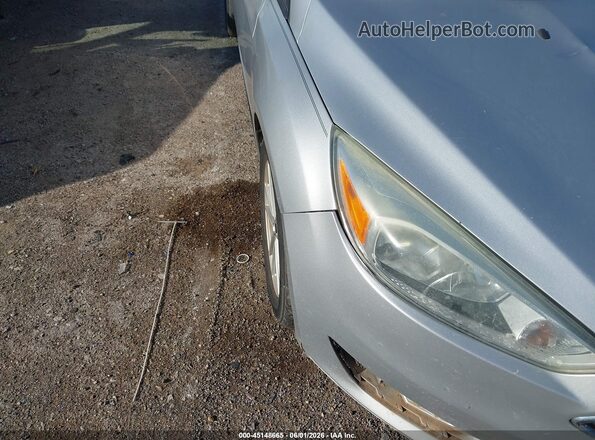 1FADP3F26GL284711 2016 FORD FOCUS Серебряный Вид спереди
