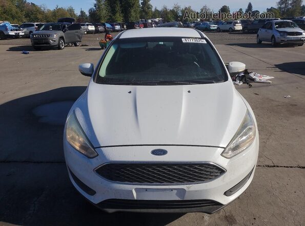 1FADP3F26GL373503 2016 FORD FOCUS Белый Вид спереди