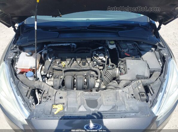 1FADP3F26JL272890 2018 FORD FOCUS Gray Widok z tyłu