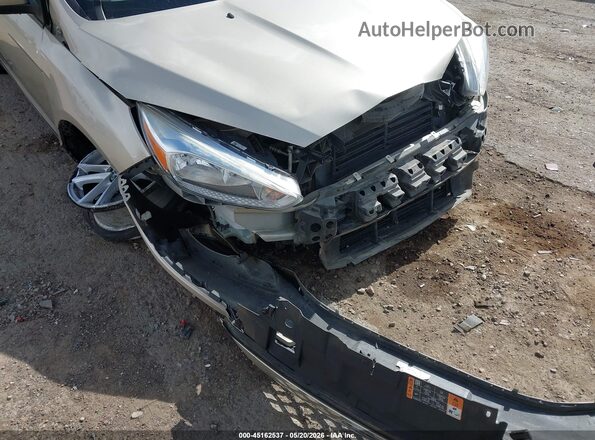 1FADP3F27JL217641 2018 FORD FOCUS Gold Вид спереду