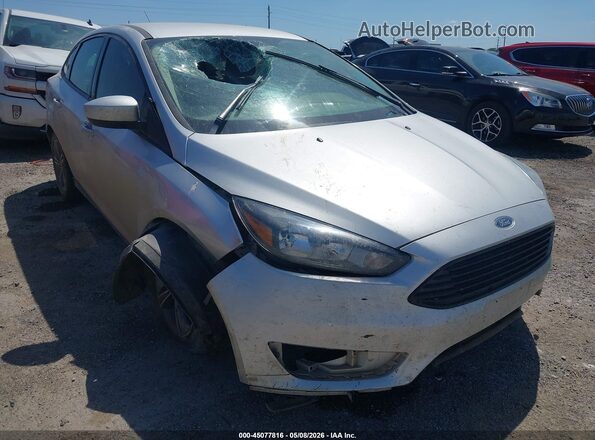1FADP3F27JL259629 2018 FORD FOCUS Silver Front view