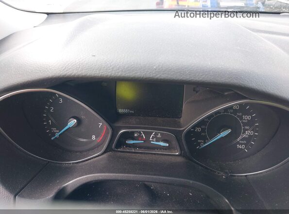 1FADP3F27JL269786 2018 FORD FOCUS White უკანა სავარძლების ხედი